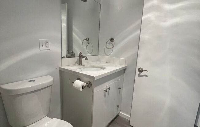 1 bed, 1 bath, $1,725, Unit 106