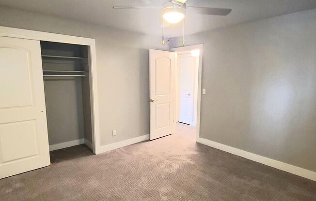 1 bed, 1 bath, 610 sqft, $1,195, Unit 01