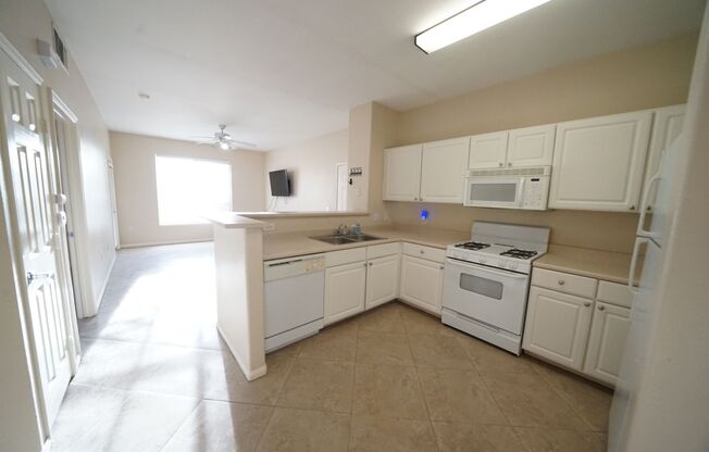 1 bed, 1 bath, $1,295, Unit Building 4