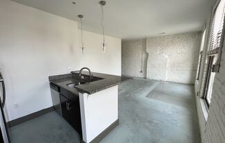 2 beds, 2 baths, 847 sqft, $1,499, Unit 1100 - 222