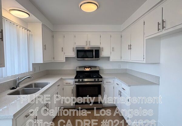 11726 FREEMAN AVE