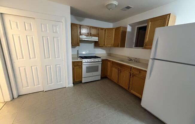 19 BROOKSIDE LOOP