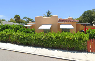 304 - 308 Central Dr