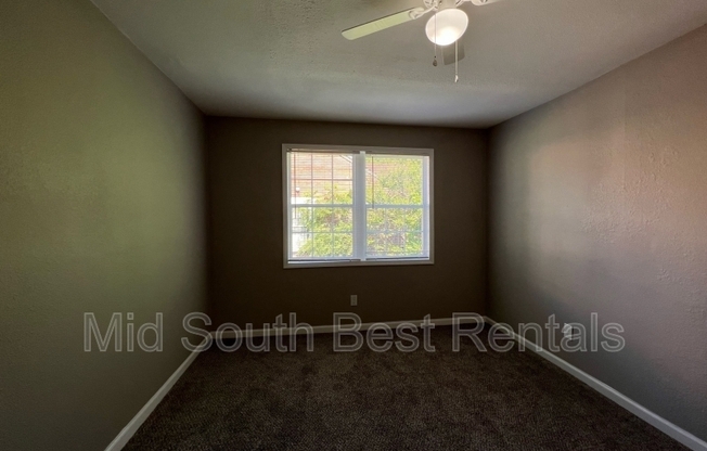 1758 EDWARD AVE UNIVERSITY LN