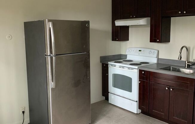 Studio, 1 bath, $1,900, Unit 08