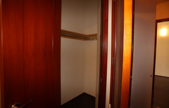 2 beds, 2 baths, $4,500