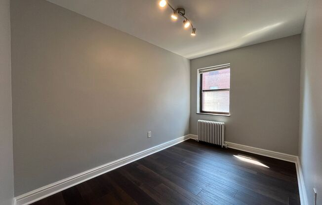 3 beds, 1 bath, 1,000 sqft, $2,190, Unit 6236 Fifth Ave. #306C