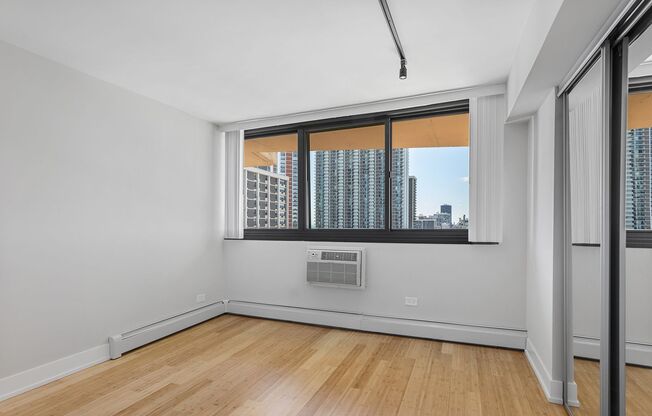 3 beds, 1.5 baths, 1,001 sqft, $3,400, Unit 22H