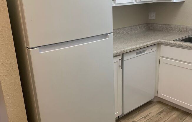 2 beds, 2 baths, 900 sqft, $1,550, Unit 147