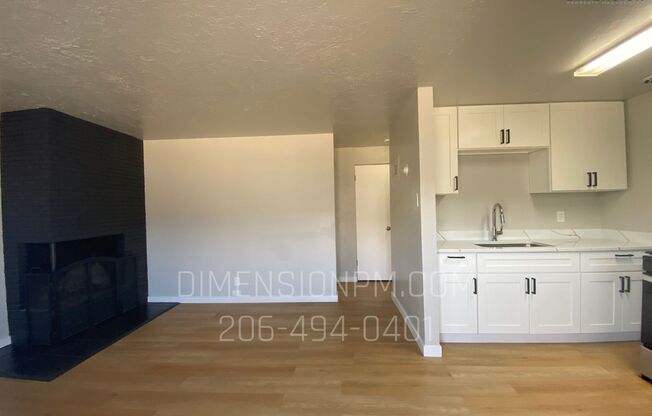 2 beds, 1 bath, 800 sqft, $1,175, Unit #28B