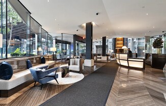 515 W 18 ST