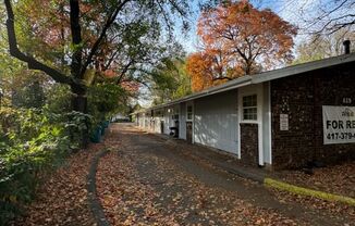829 S Douglas Ave