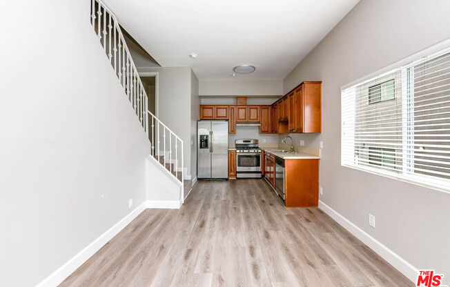 2 beds, 2.5 baths, 1,200 sqft, $2,900, Unit 101