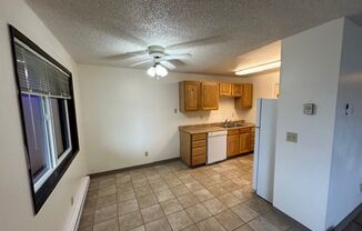 2 beds, 1 bath, 700 sqft, $1,475, Unit 8