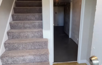 3 beds, 1 bath, 1,500 sqft, $1,460, Unit 1746-00