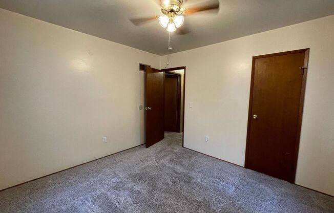 3 beds, 1 bath, $1,450