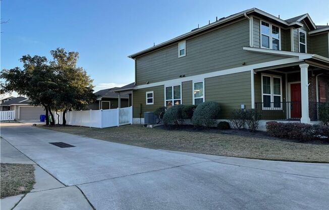Beautiful Two-story 3 bed / 2 bath Home in Cedar Park