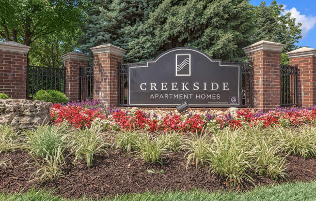 Sign at Creekside Apartments, Overland Park, 66213