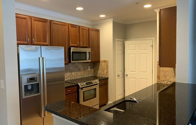 Pristine Condo located in the Preston Flats Complex!