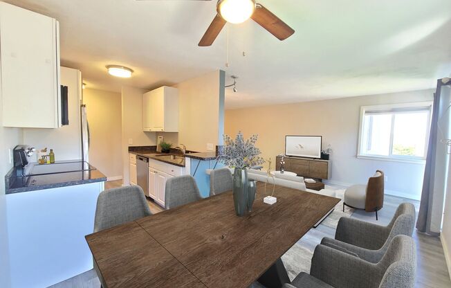 2 beds, 1 bath, $1,295, Unit 210