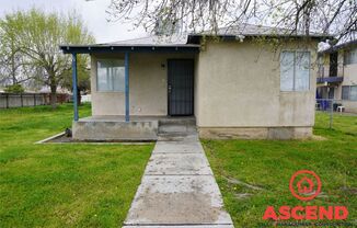Cute Home Located in Southeast Bakersfield!