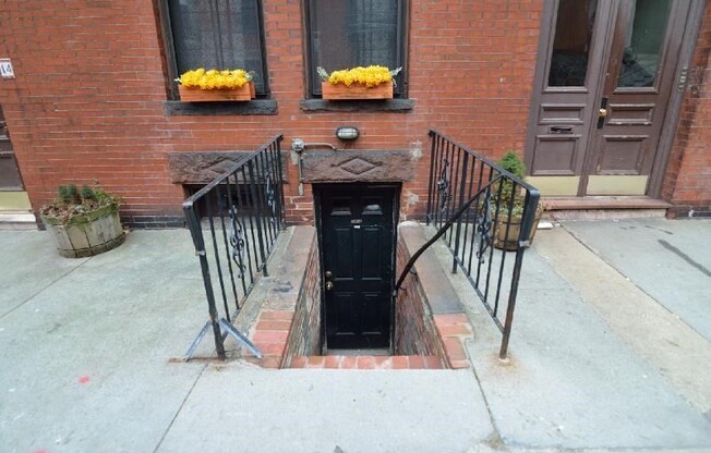 1 bed, 1 bath, 650 sqft, $2,200, Unit G