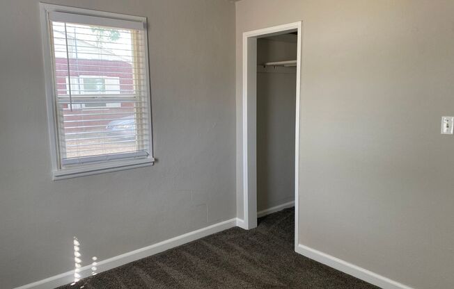 2 beds, 1 bath, $1,545