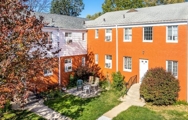 Franklin Court Apartments