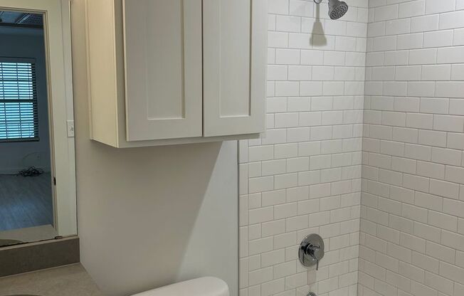 1 bed, 1 bath, 650 sqft, $1,389, Unit SUX-220