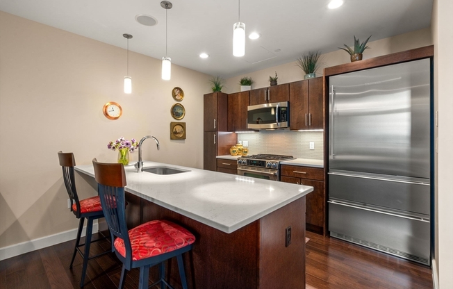 2 beds, 2 baths, 1,205 sqft, $5,900, Unit 605