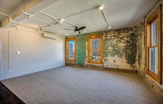 1 bed, 1 bath, 675 sqft, $1,800, Unit 219 N ALAMO #402