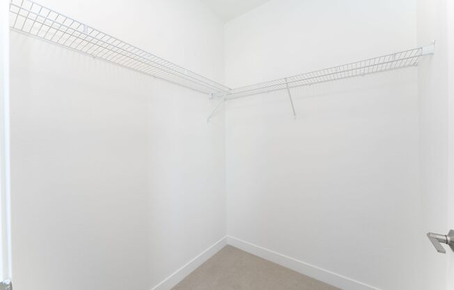 1 bed, 1 bath, 927 sqft, $1,695, Unit Z3610-307