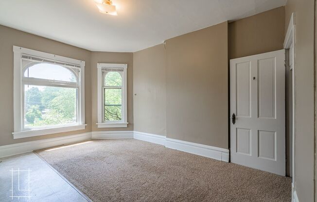 1316 Neil Ave