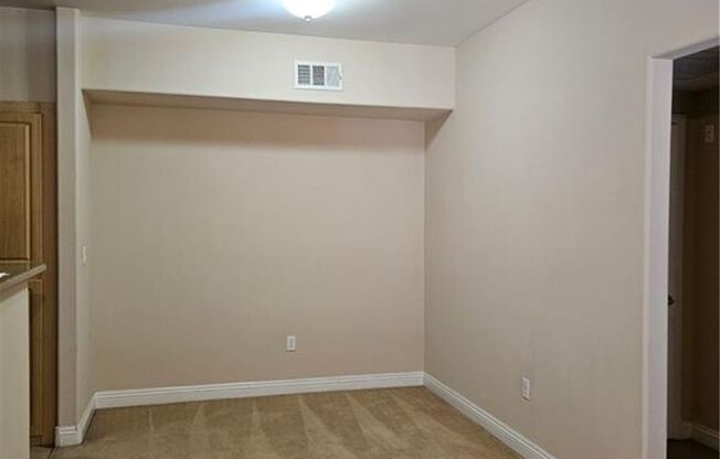 1 bed, 1 bath, $1,300