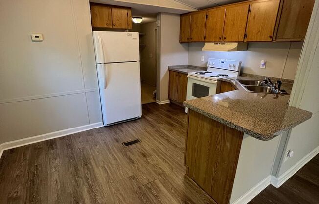 READY NOW!!! 3 bed 2 bath mobile home!