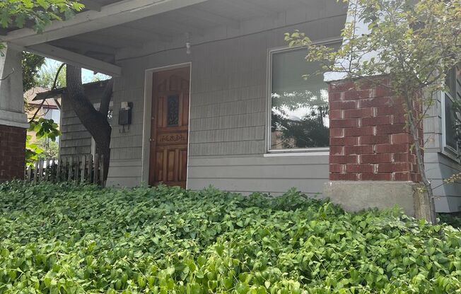 2 bedroom 1 bath home