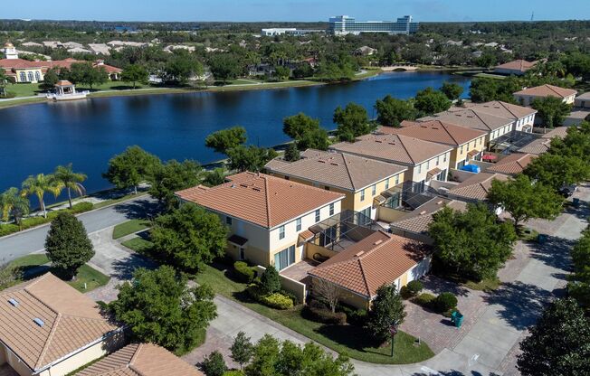 Unique Town House Lake View at Village Walk Lake Nona 4 Bedroom 3 full bathroom