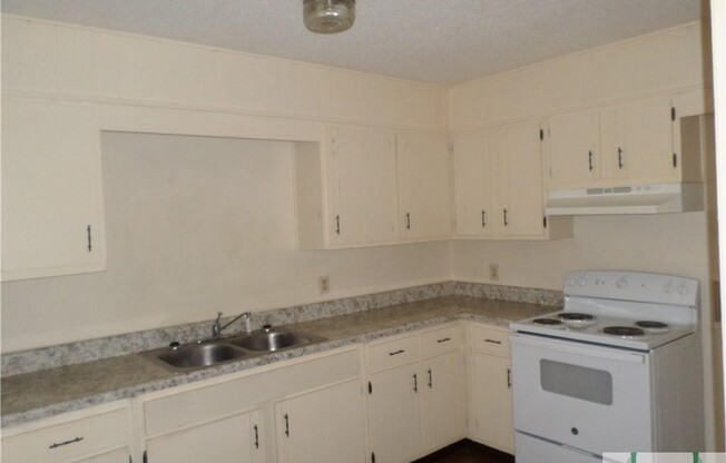 203 W 58 ST
