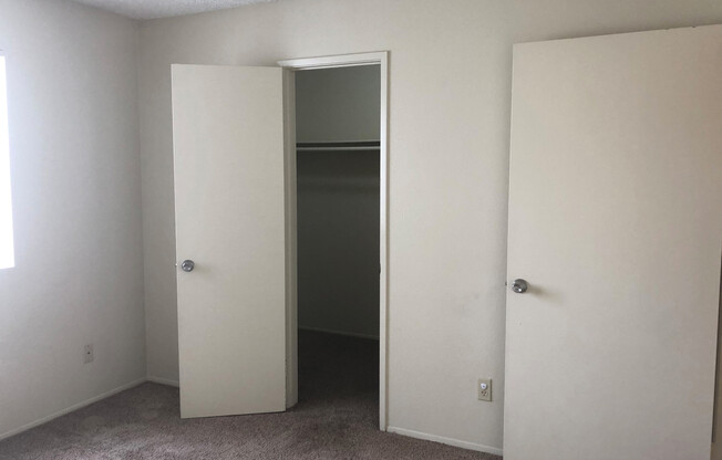 1 bed, 1 bath, 512 sqft, $2,025, Unit 06