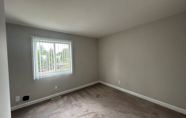 2 beds, 2.5 baths, 1,339 sqft, $1,149, Unit 613