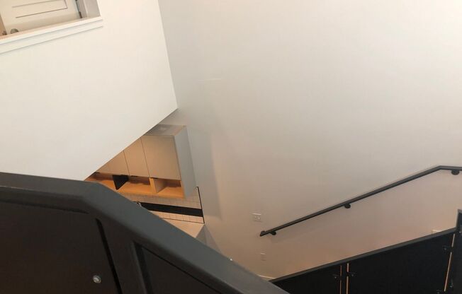 1 bed, 1 bath, 525 sqft, $1,825, Unit 018