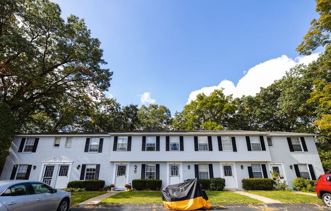 Hartford Square Townhouses