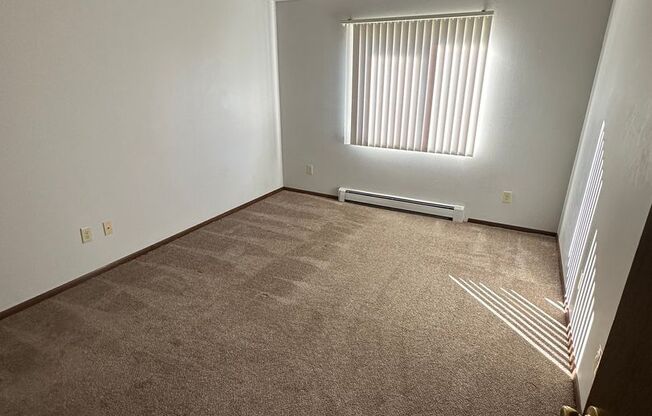 2 beds, 1 bath, 850 sqft, $1,199.99, Unit 104