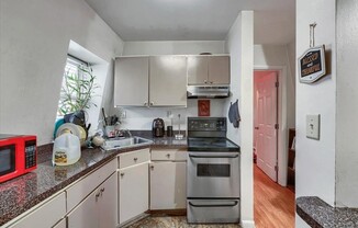 43 WOODWARD AVE