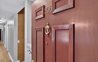 Prime Walnut Creek 1BR | Vaulted Ceilings | Patio | Pool | Parking