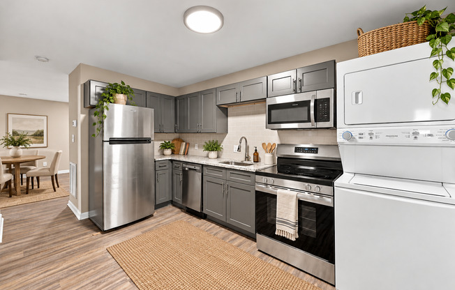 2 beds, 1 bath, 725 sqft, $1,147, Unit 1301-B