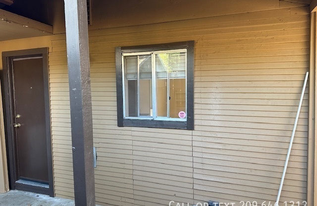 115 1/2 POPLAR