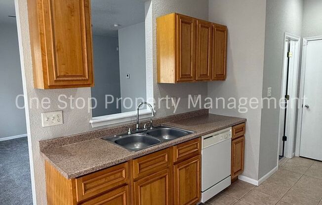 3 beds, 2.5 baths, $1,725