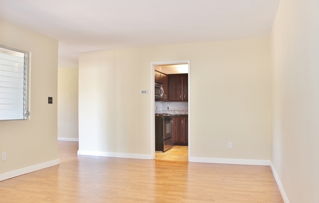 3 beds, 1 bath, $3,850