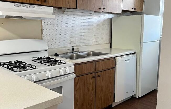 2 beds, 2 baths, 825 sqft, $1,000, Unit K734 - 311 - 205